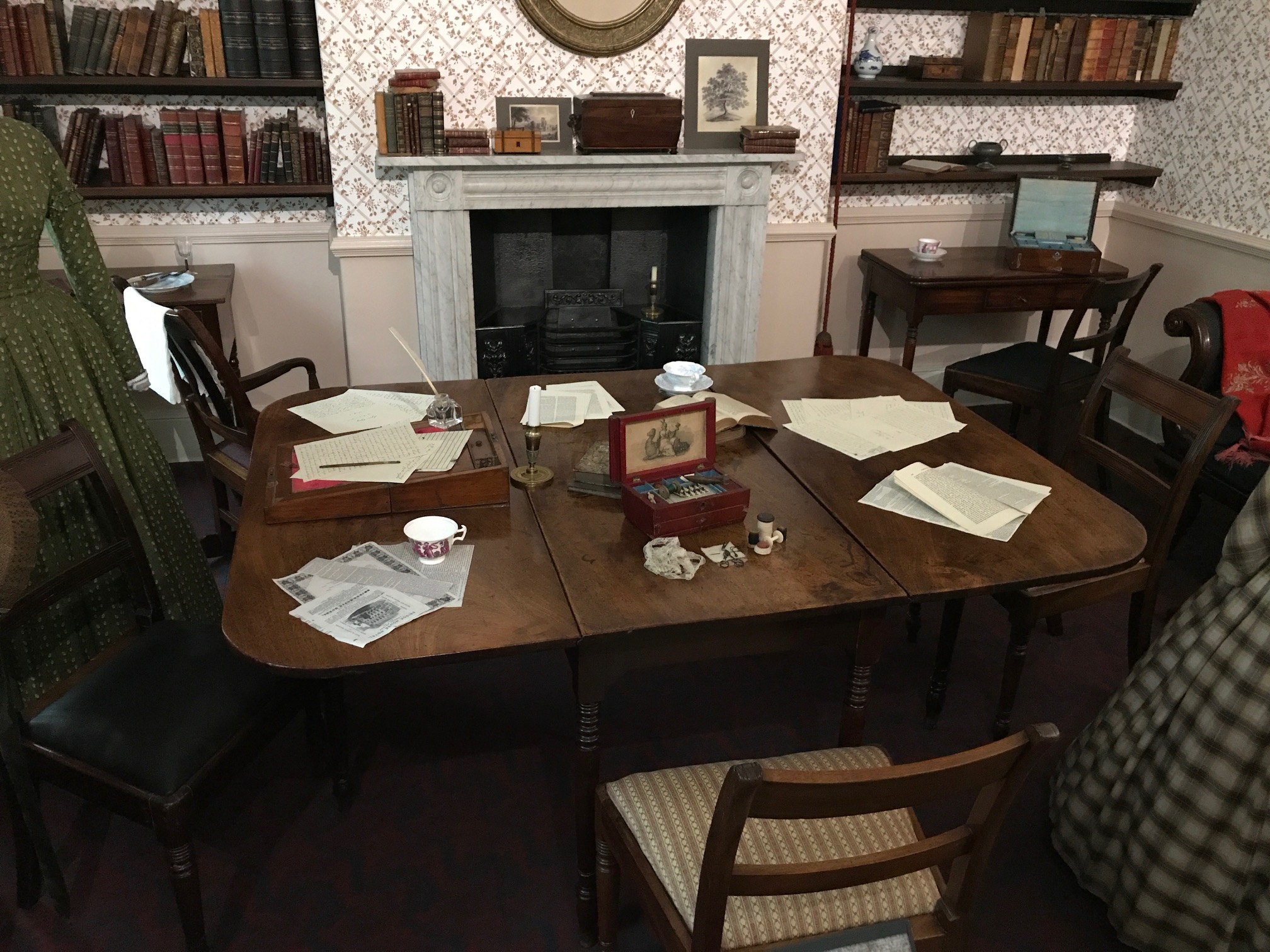 Parsonage dining table Parsonage dining table